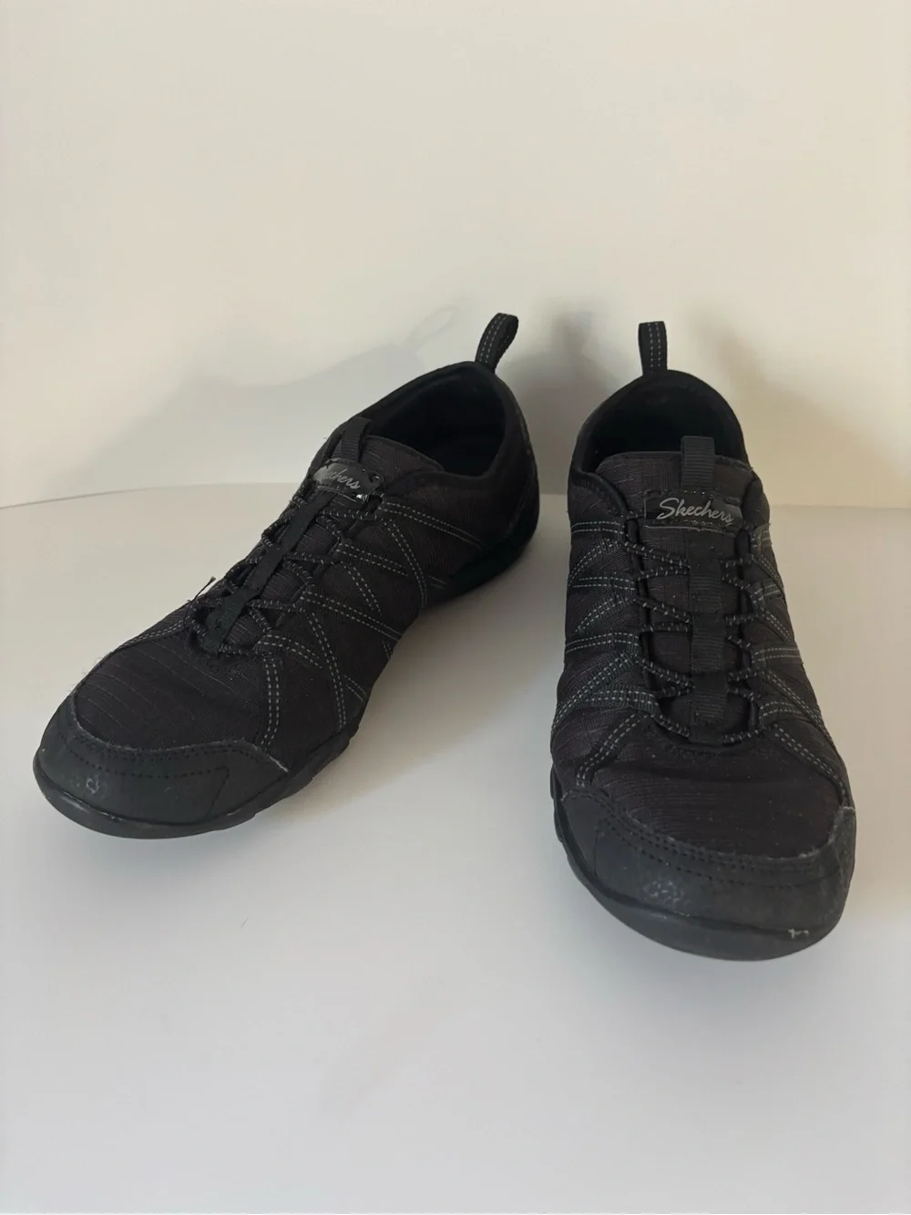 Skechers Women's Black Casual Slip-On Sneakers